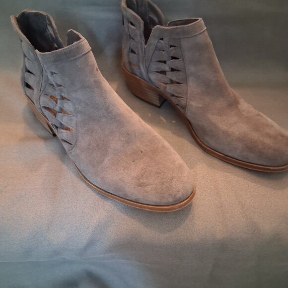 Vince Camuto Ankle Boots, Suede, Size 7 1/2, Heel Height 1 3/4" - Picture 3 of 5